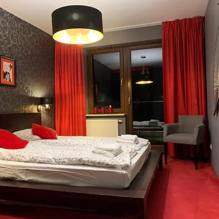 Hong Kong アパート ユラタ