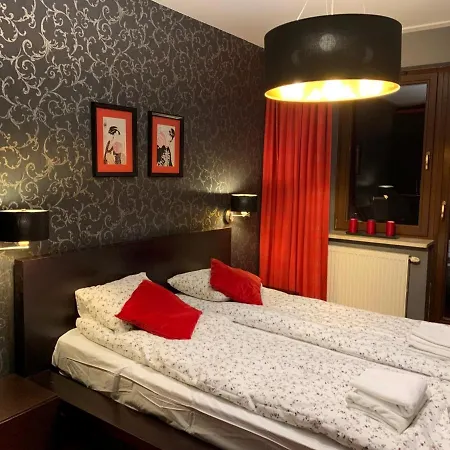 Hong Kong アパート ユラタ